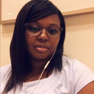 Meet your Posher, Deshanna